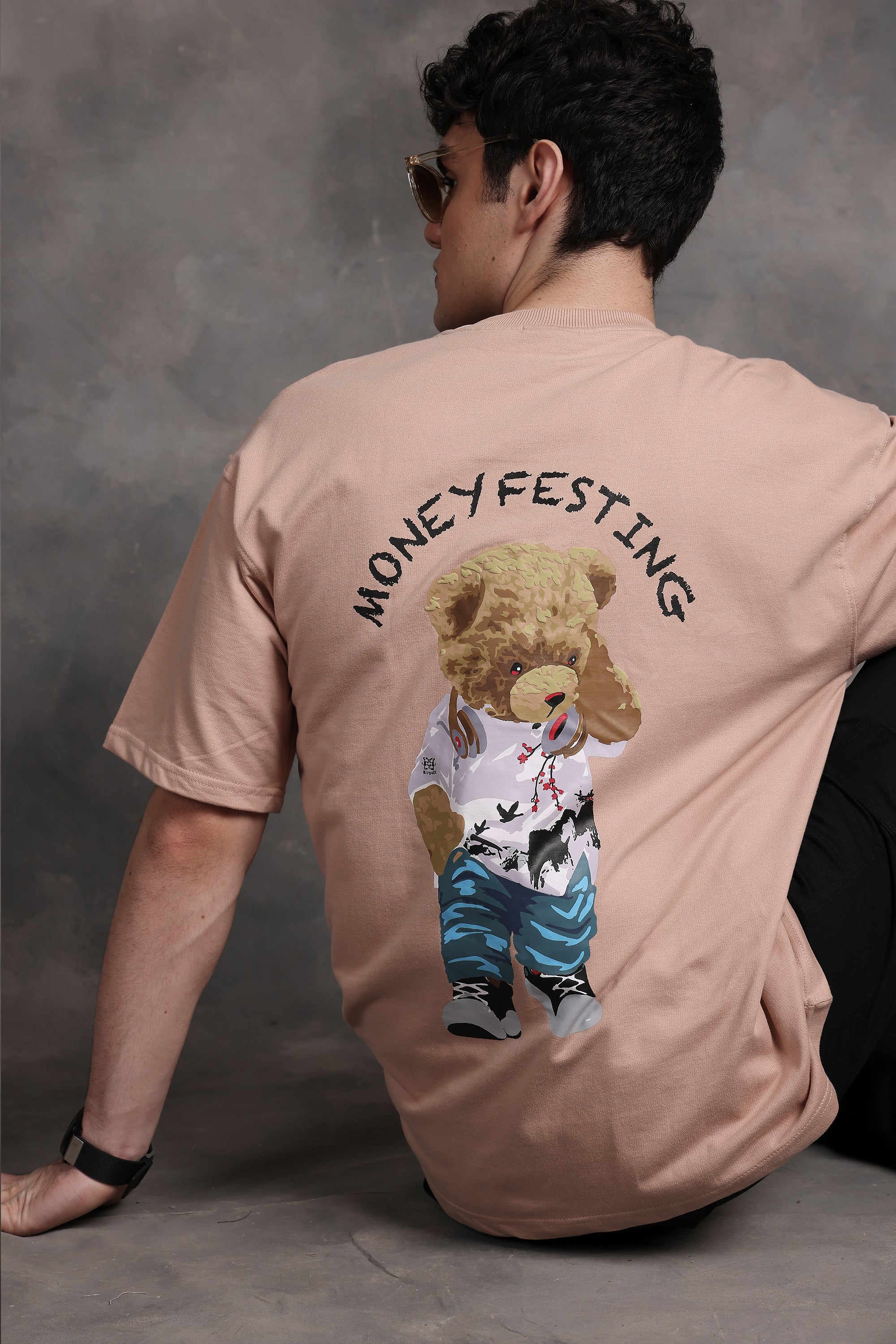 Moneyfesting Oversized T-Shirt