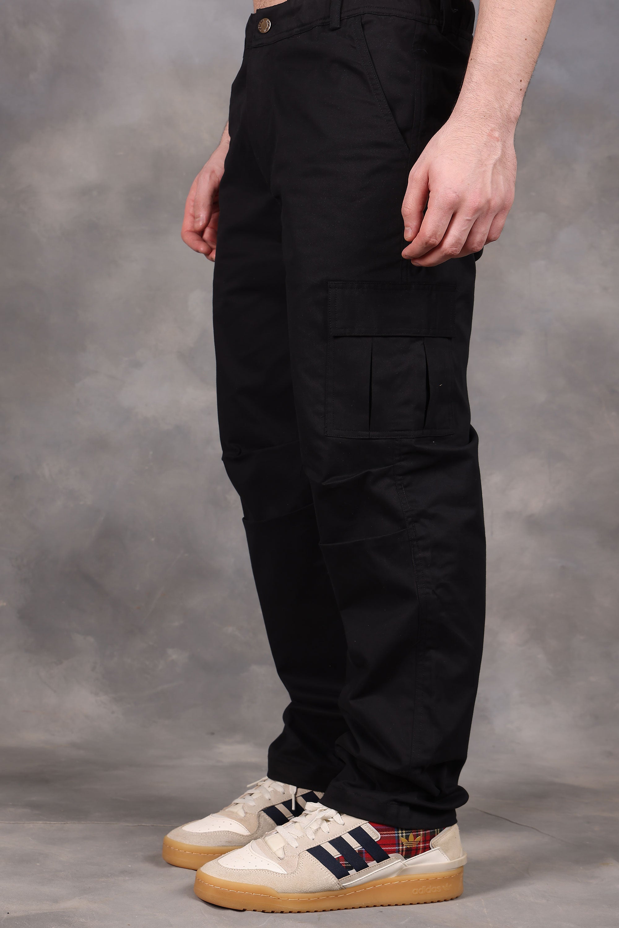 Signature Black Low-Waist Cargo Pants